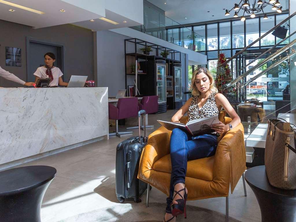 Aparthotel Adagio Curitiba Batel Exteriör bild